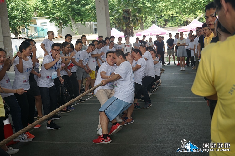 武漢理工大學(xué)余家頭校區(qū)趣味運動會