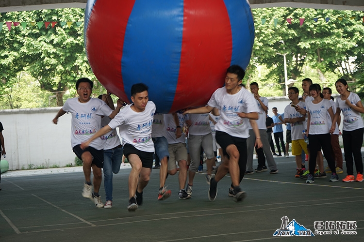 武漢理工大學(xué)余家頭校區(qū)趣味運動會